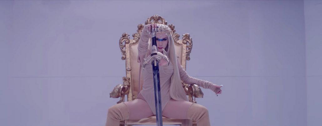 Ava Max - Kings & Queens (Lyrics) 