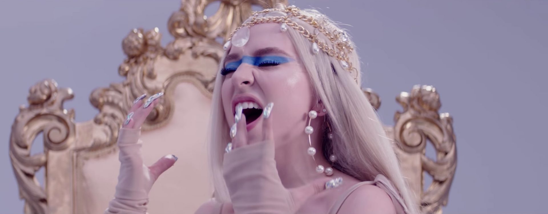 Ava Max Releases Kings Queens Pt 2 Featuring Lauv And Saweetie Movin 92 5.